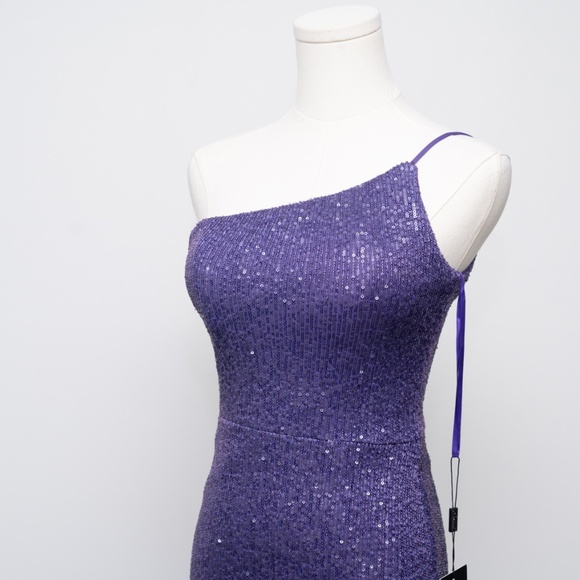 Le Femme Sequin One Shoulder Gown - Picture 10 of 13